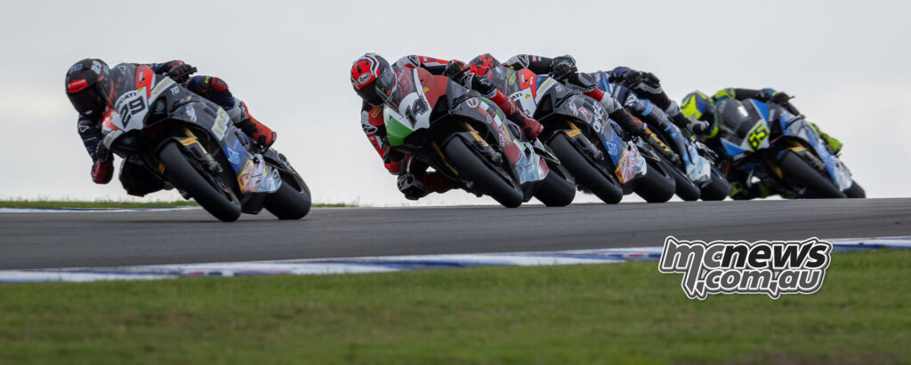 Harrison Voight leads the early Superbike Race Two battle at The Bend
