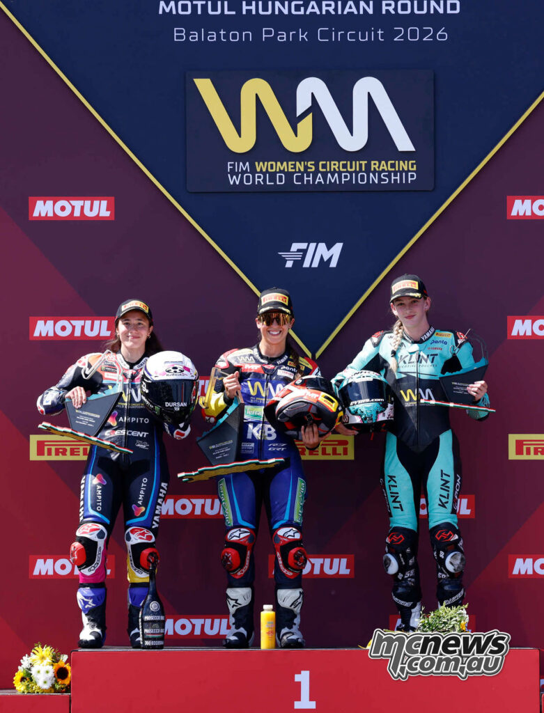 WorldWCR Race 1 podium at Balaton Park with Beatriz Neila, Maria Herrera and Paola Ramos.