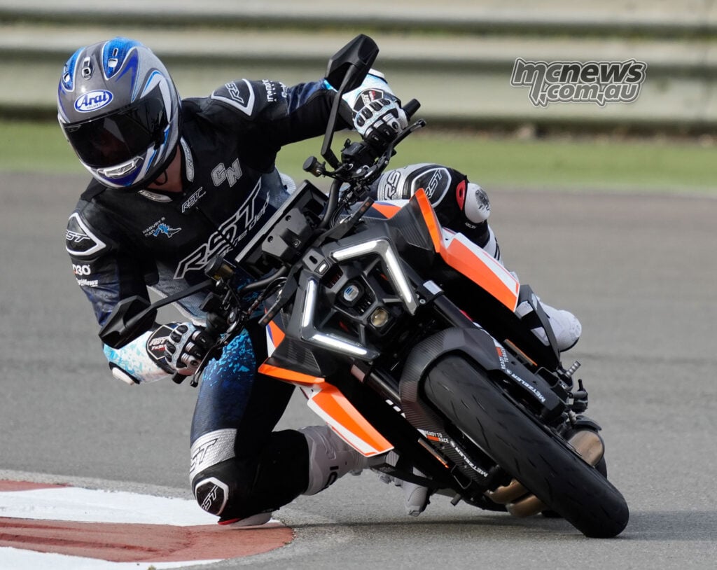 KTM 1390 Super Duke RR testing Metzeler Sportec 01 RS tyres