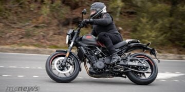 2026 Royal Enfield Guerrilla 450 Apex