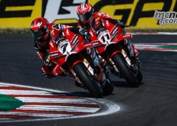 Lecuona ends Bulega streak as Ducati sweeps Donington top six