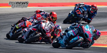 López perfect in Moto2 as comeback king Quiles wins Moto3