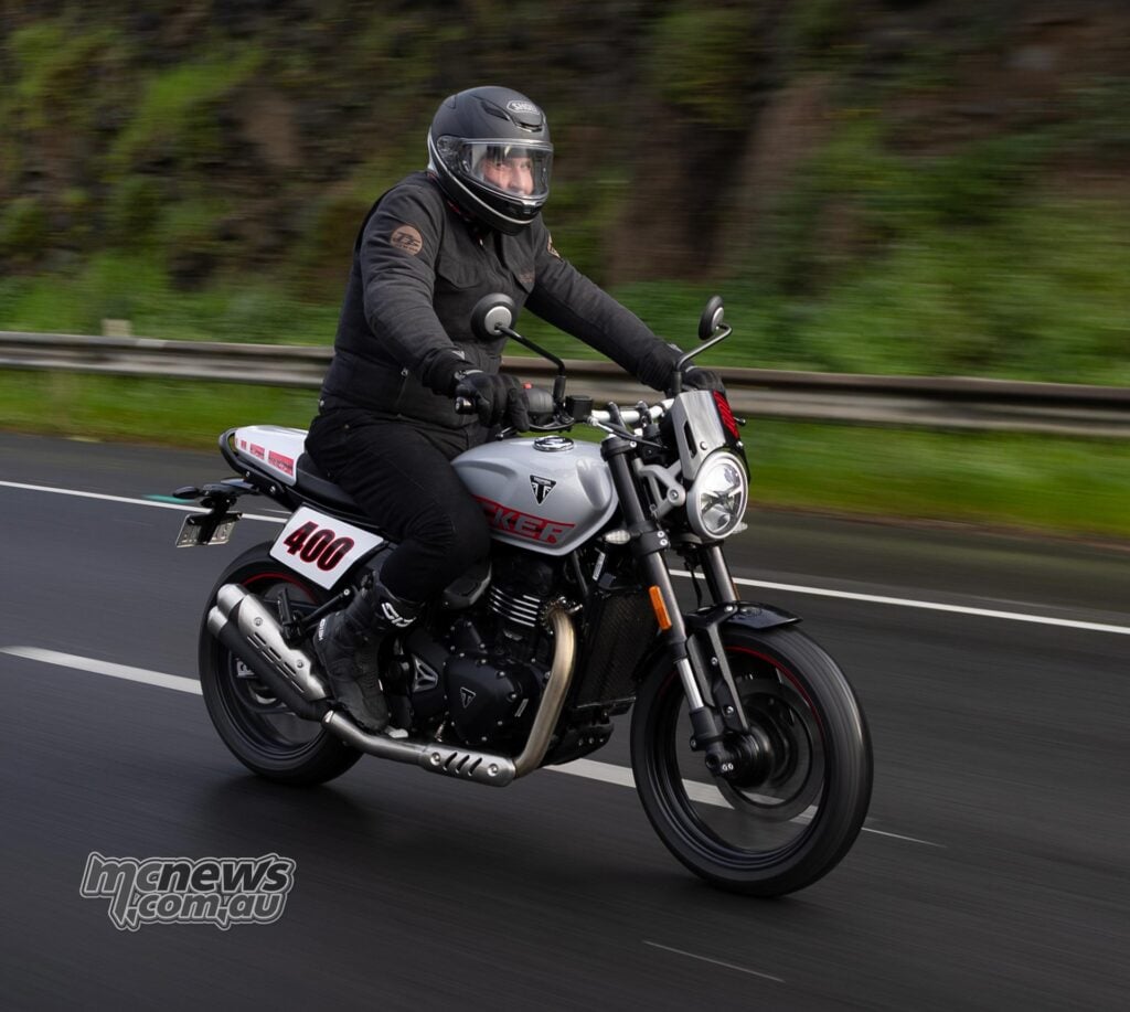 The Tracker 400 provides a wider stance at the 'bars, with 'pegs also moved back and slightly up