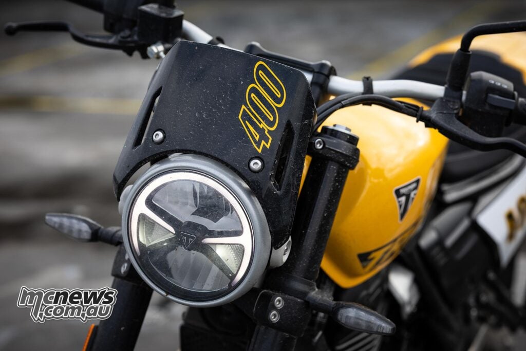 The Triumph Tracker 400 gives flat track vibes