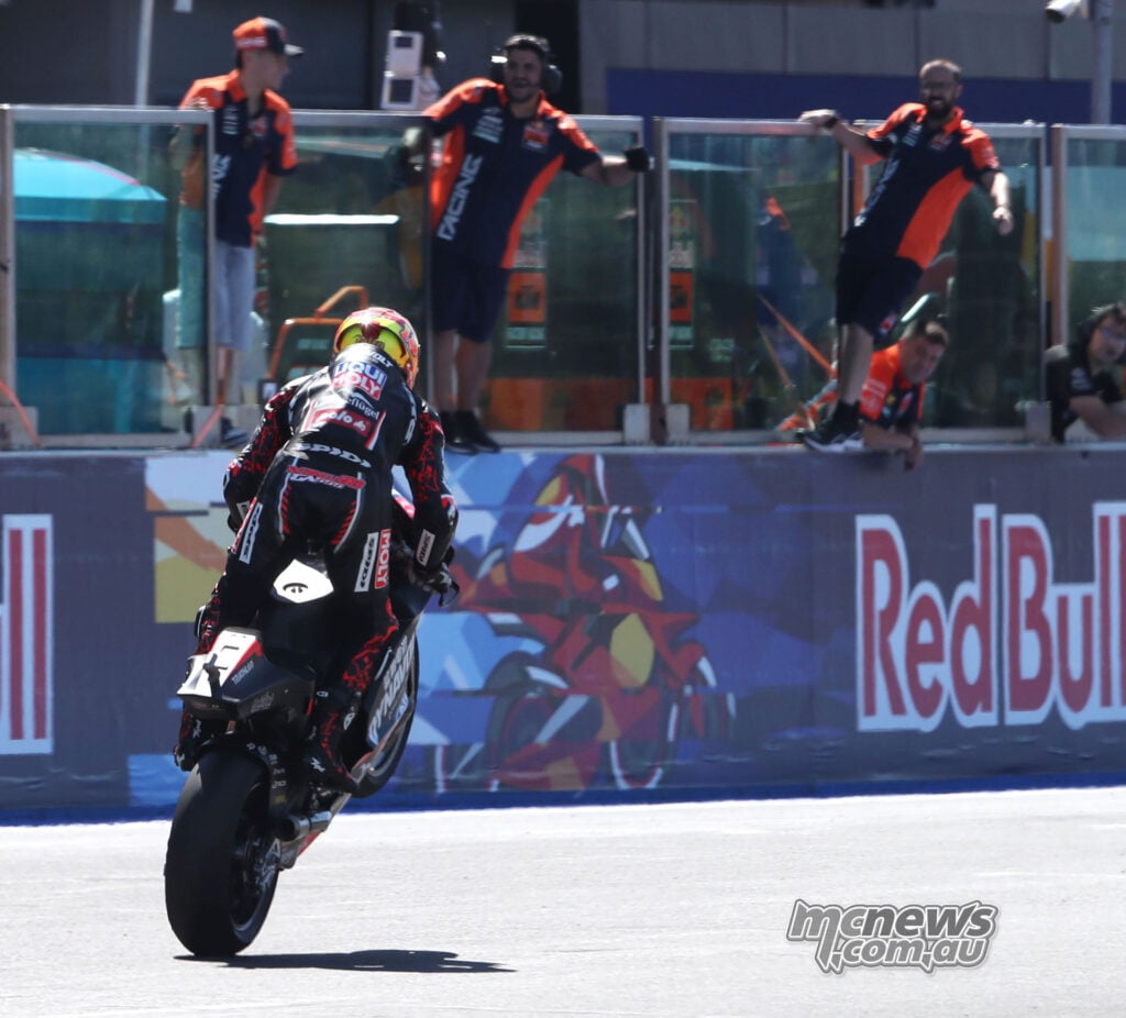 Manuel Gonzalez takes the chequered flag 2.451 seconds ahead of Collin Veijer. His first win since Hungary extended his championship advantage over Izan Guevara to 47.5 points.