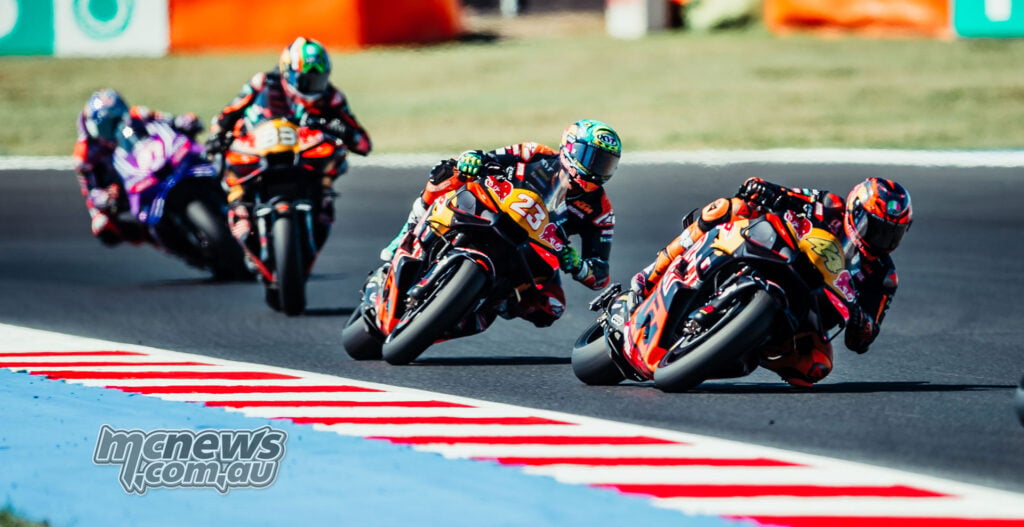 Pol Espargaro leads Enea Bastianini, Brad Binder and Toprak Razgatlioglu through a sequence of corners.