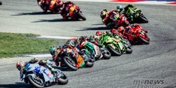 Martin makes it look easy as Acosta throws away Austrian Sprint win