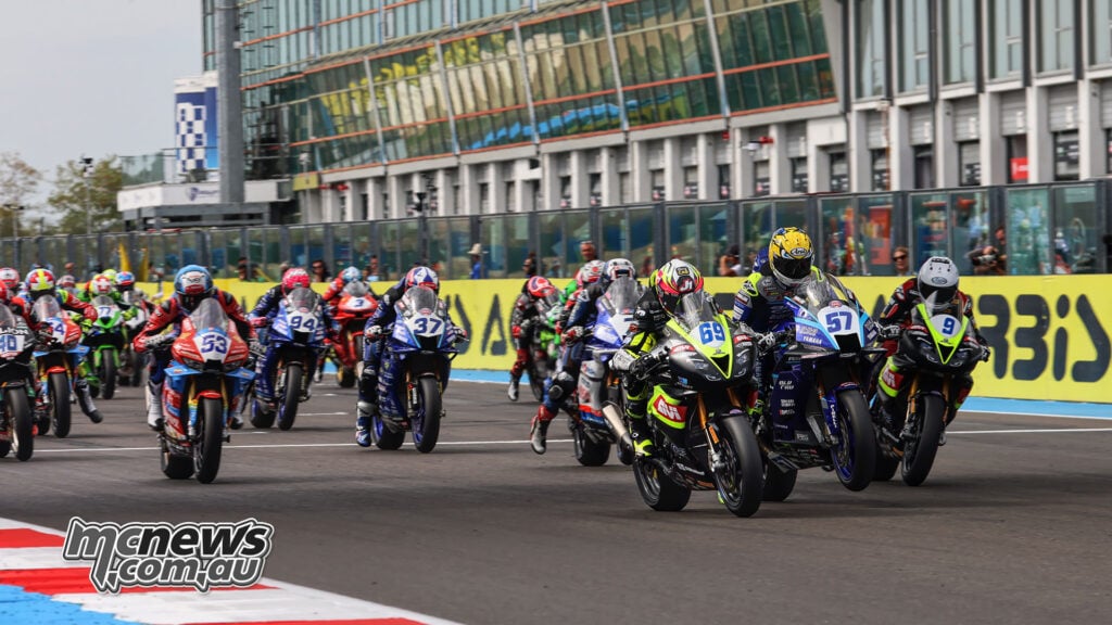 The WorldSSP field charges away before a red flag turned Race 2 into a five-lap sprint to the chequered flag.