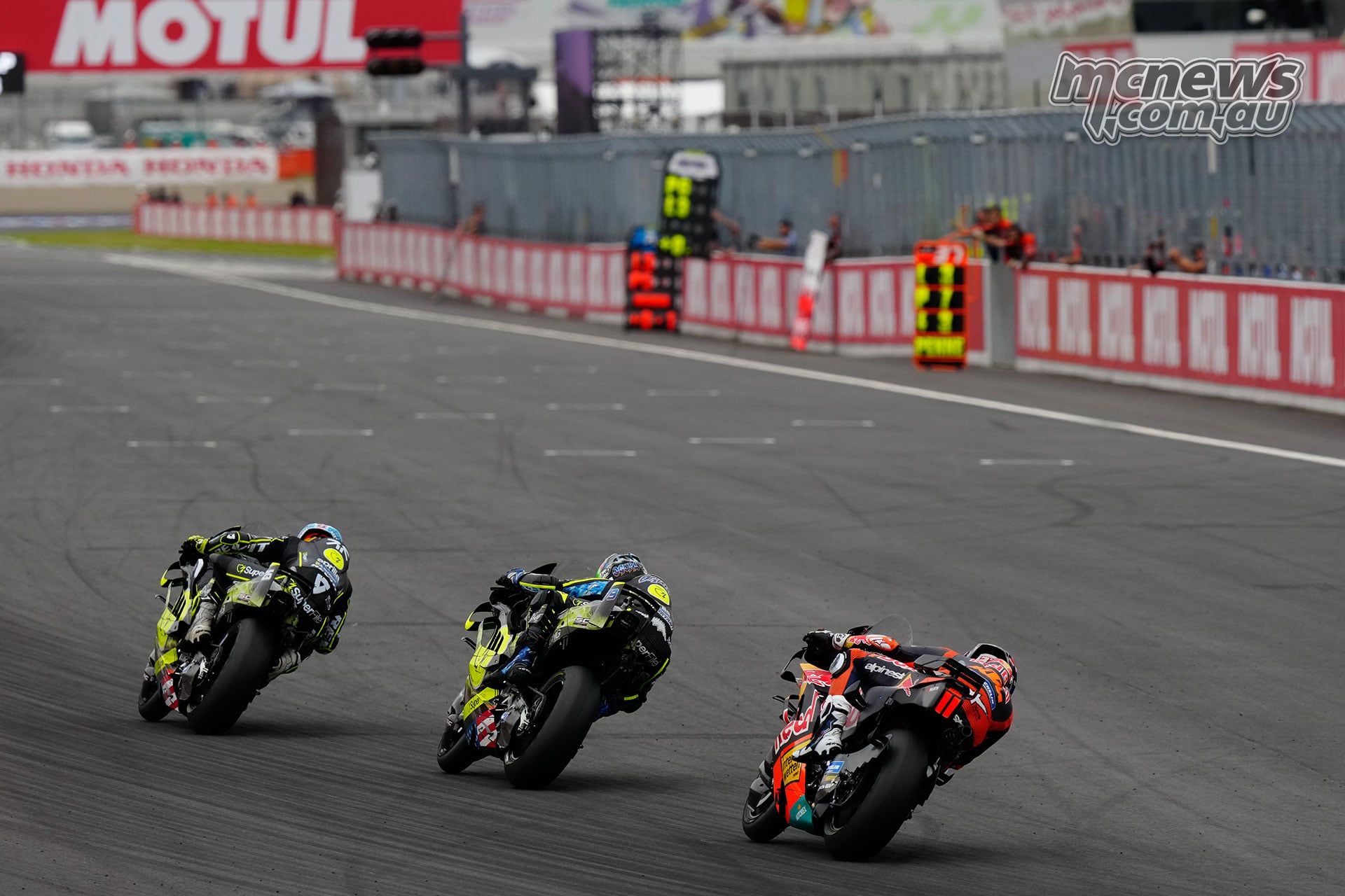 Raul Fernandez leads Ai Ogura and Pedro Acosta in the Japanese MotoGP at Motegi