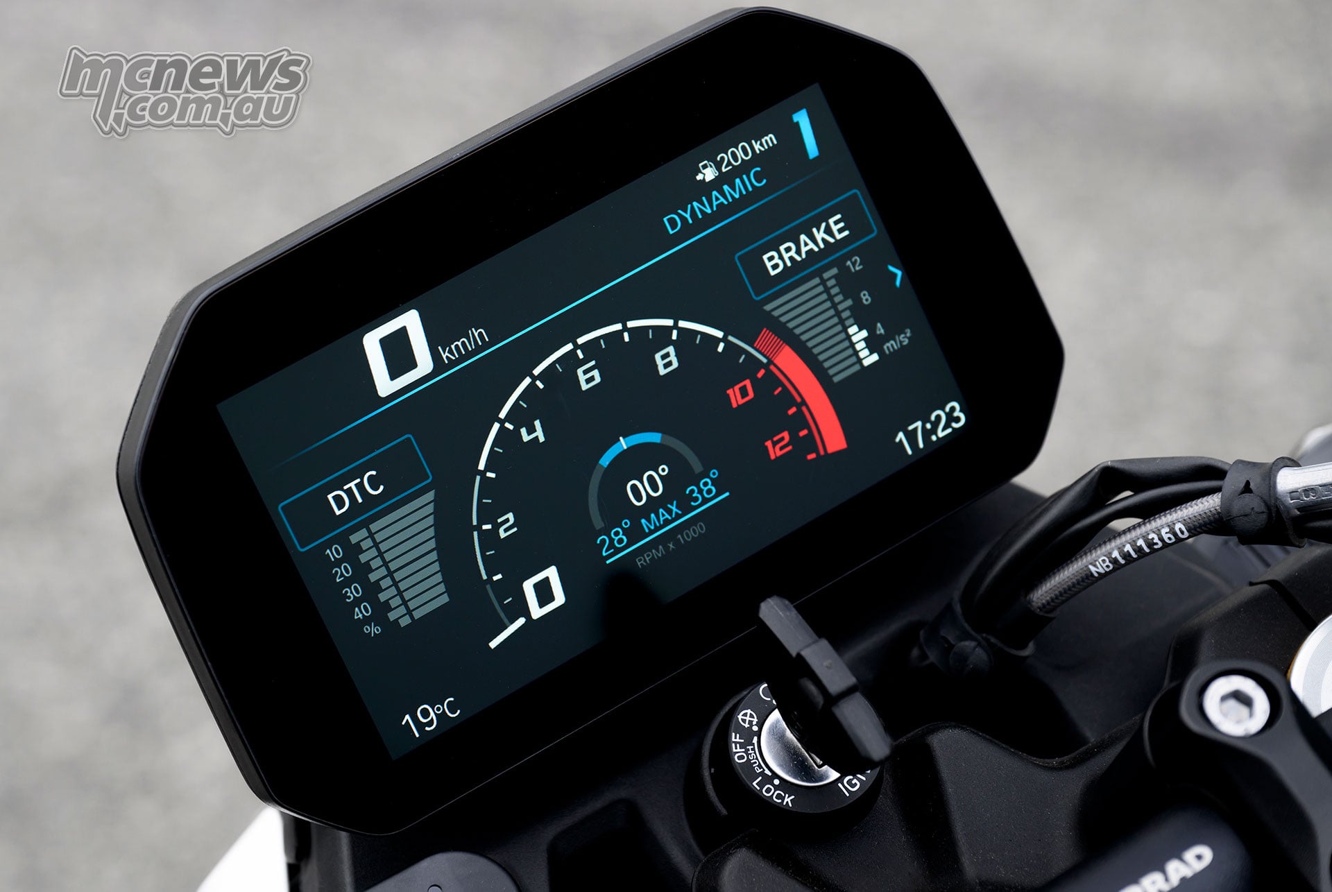BMW F 450 R 6.5-inch TFT display showing Sport riding information including DTC and brake data.