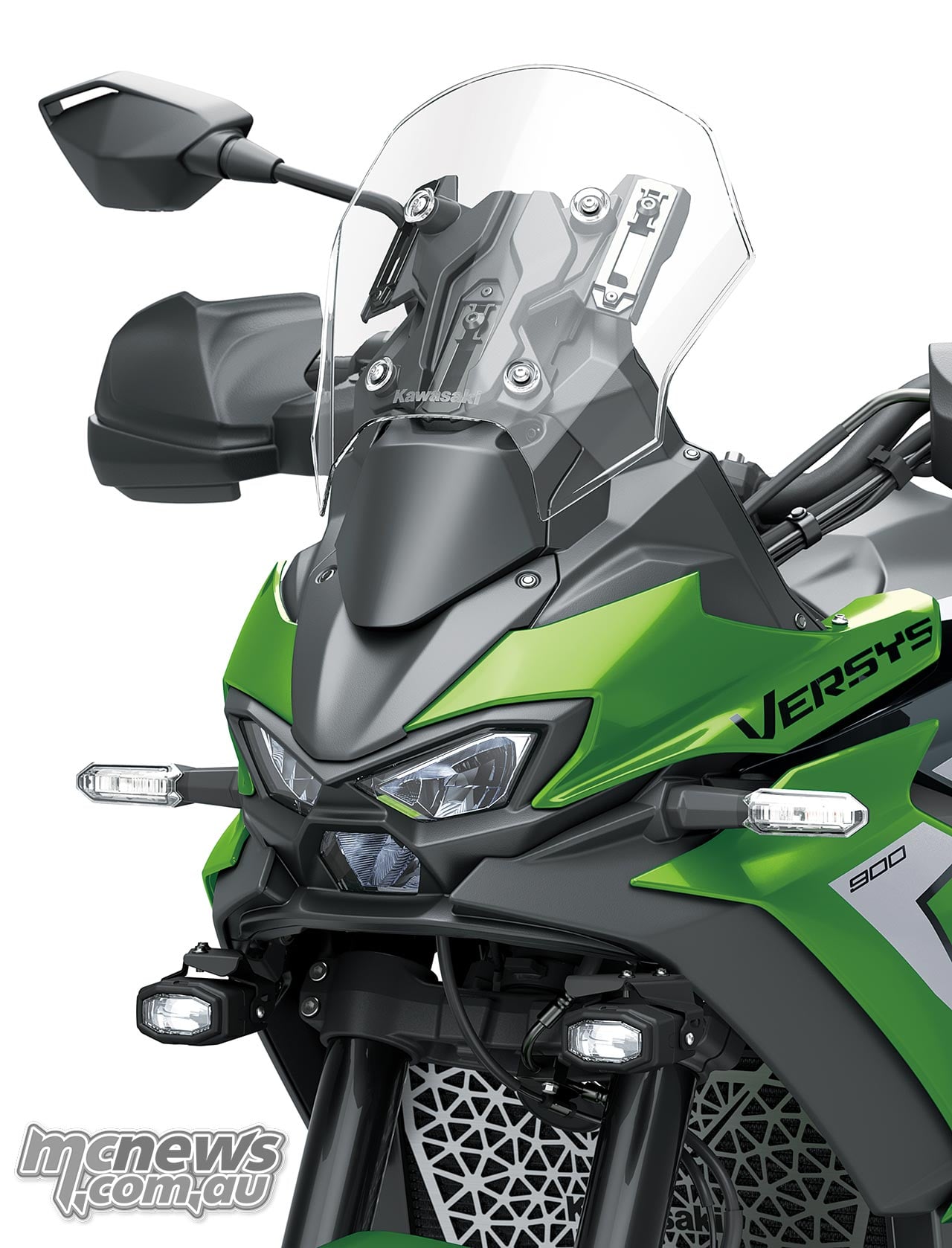 Front three-quarter detail of the Kawasaki Versys 900 SE showing the clear screen, LED headlights and fog lamps