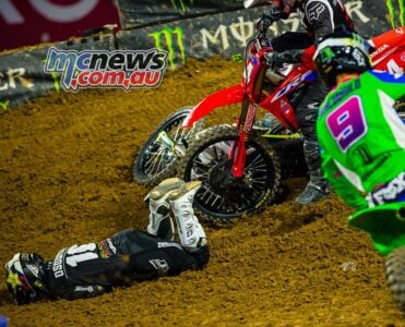 AMA SX Rnd Glendale Crash Osborne Multiple SX PHX Kardy