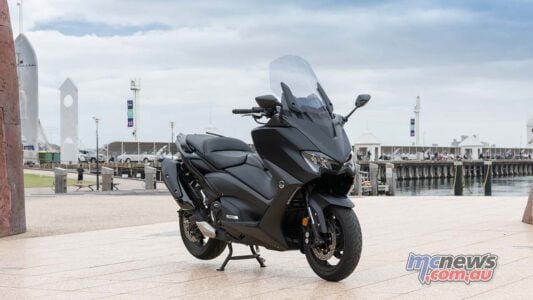 Yamaha TMax RbMotoLens
