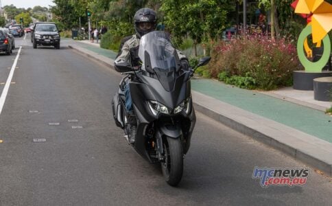 Yamaha TMax RbMotoLens