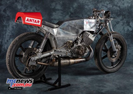 Eric Offenstadt's Kawasaki 500 monocoque racer Eric Offenstadt's Kawasaki 500 monocoque racer