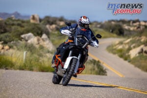 2026 KTM 1390 Super Adventure R Motorcycle Review 2026 KTM 1390 Super Adventure R Motorcycle Review
