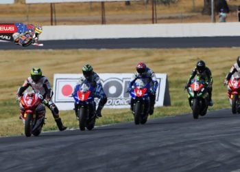 Troy Herfoss leads Wayne Maxwell and Glenn Allerton into turn one at Winton